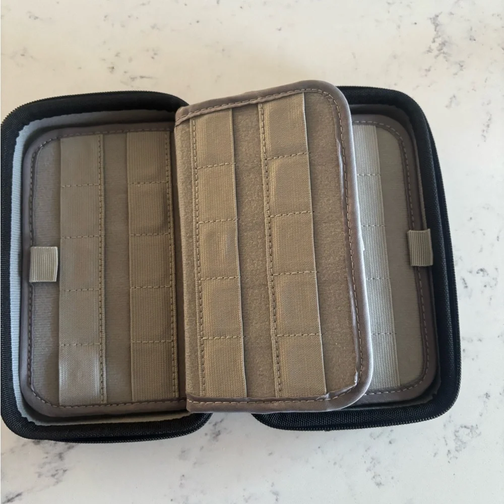 Sisma Game Storage Case for Nintendo Switch PS Vita hardshell travel organizer